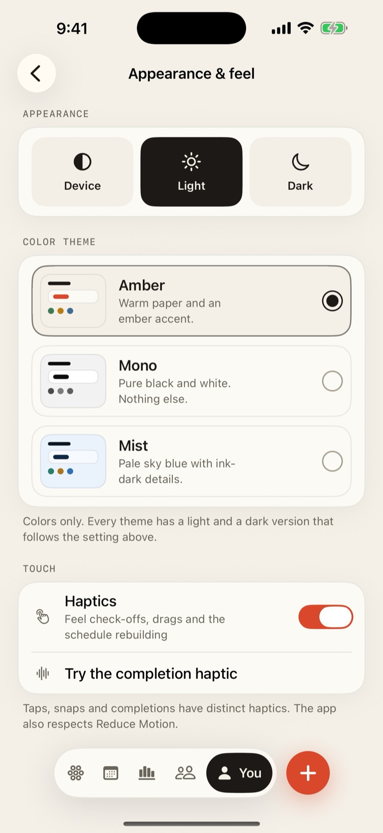 Veldar's Appearance and feel settings. Device, Light and Dark choices sit above three color themes named Amber, Mono and Mist, and a Haptics switch.